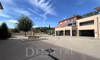 Commerce 2 Pièces 78 m² à louer à Opio (06650)