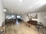 Local commercial — photo 4