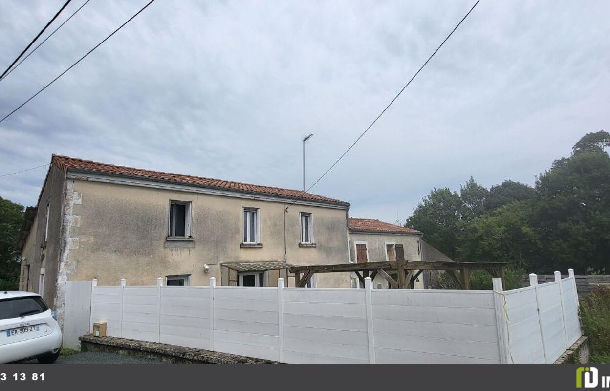 maison 8 pièces 210 m2 à vendre à Saint-Laurs (79160)