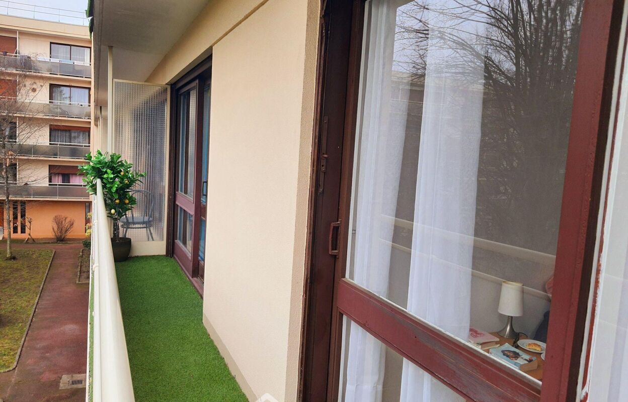 appartement 3 pièces 64 m2 à vendre à Melun (77000)