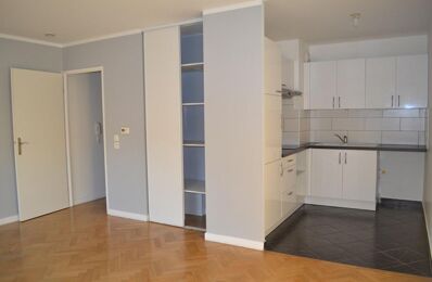 location appartement 1 050 € CC /mois à proximité de La Garenne-Colombes (92250)