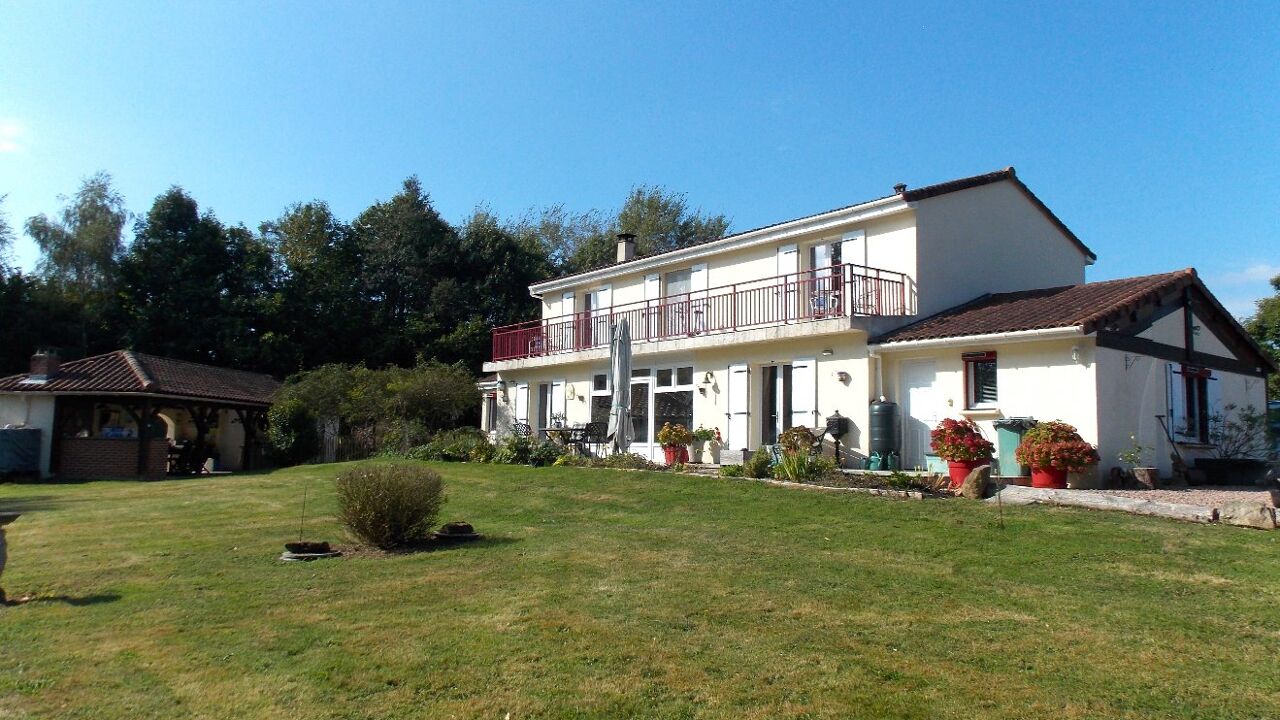 maison 6 pièces 195 m2 à vendre à Dournazac (87230)