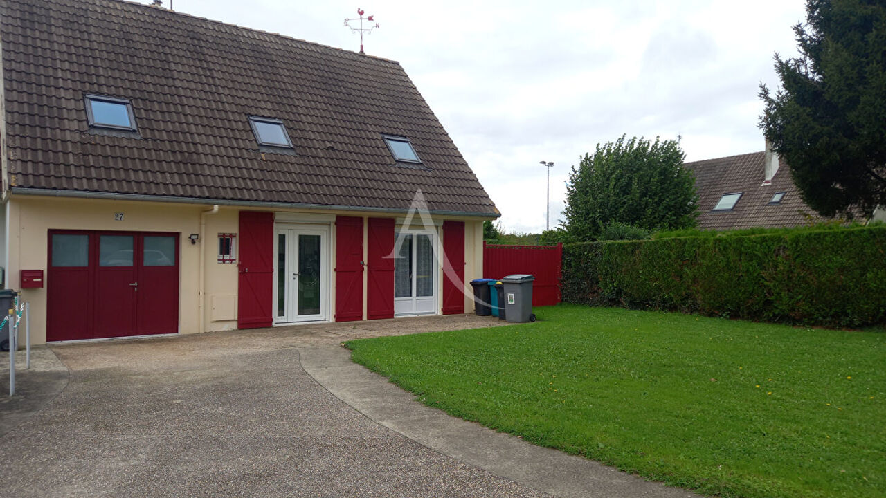 maison 7 pièces 110 m2 à vendre à Chaumont-en-Vexin (60240)