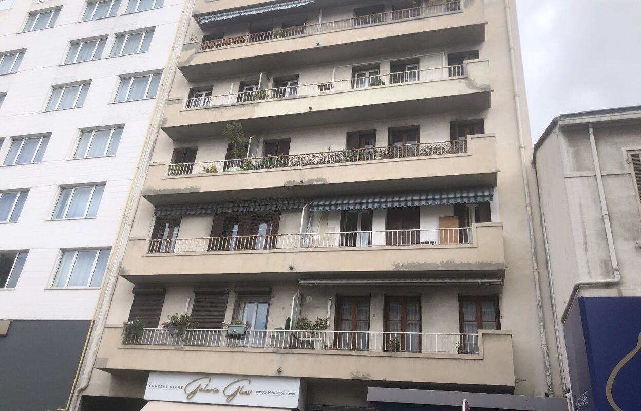 appartement 2 pièces 35 m2 à vendre à Marseille 8 (13008)