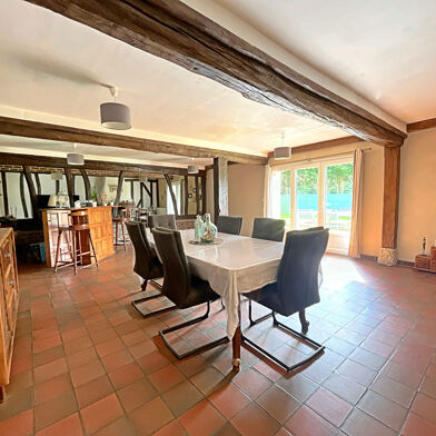 Maison 7 pièces 273 m²