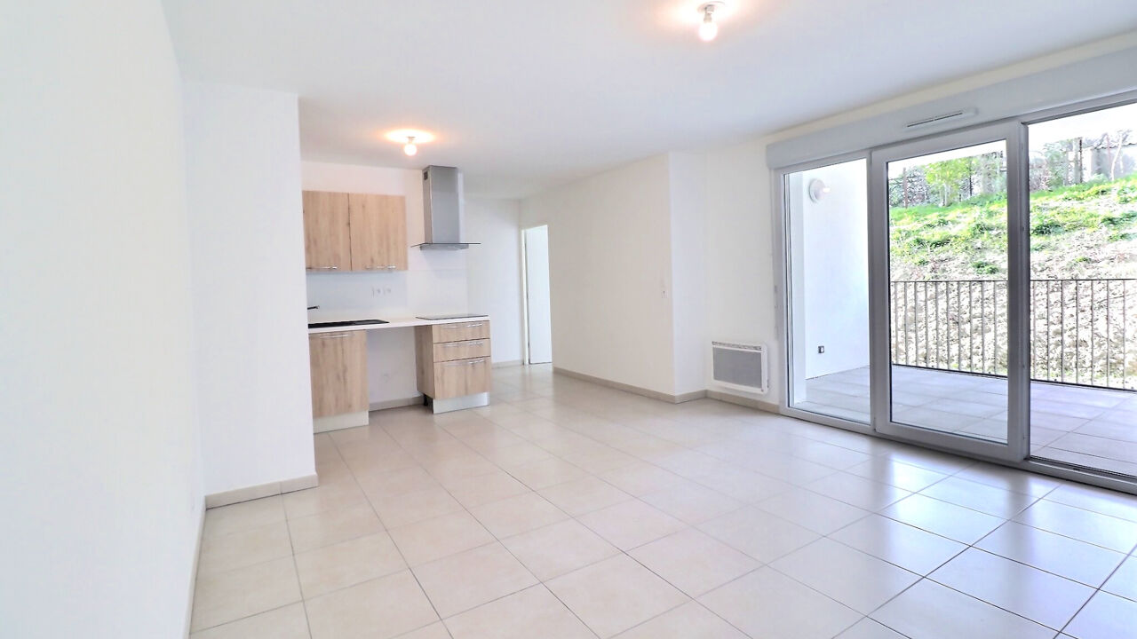 appartement 3 pièces 57 m2 à louer à Aubagne (13400)