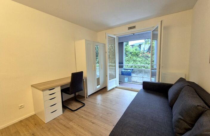Studio meublé proche lycée Rascol, balcon et parking - LIBRE — photo 2