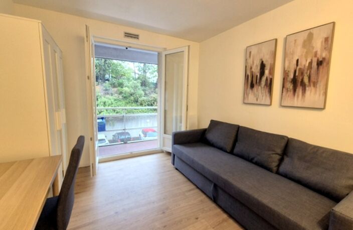 Studio meublé proche lycée Rascol, balcon et parking - LIBRE — photo 3
