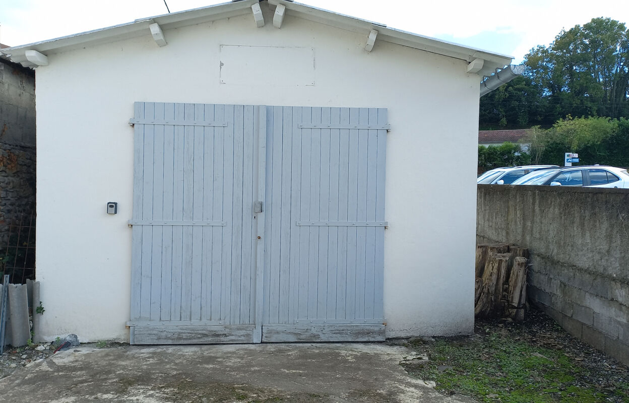 garage  pièces 40 m2 à vendre à Mauléon-Licharre (64130)