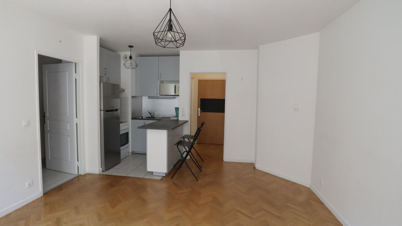 appartement 2 pièces 40 m2 à vendre à Vanves (92170)