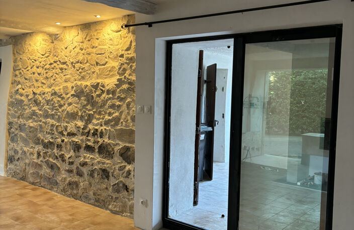 Maison de village en pierre 3 chambres Moulezan — photo 4