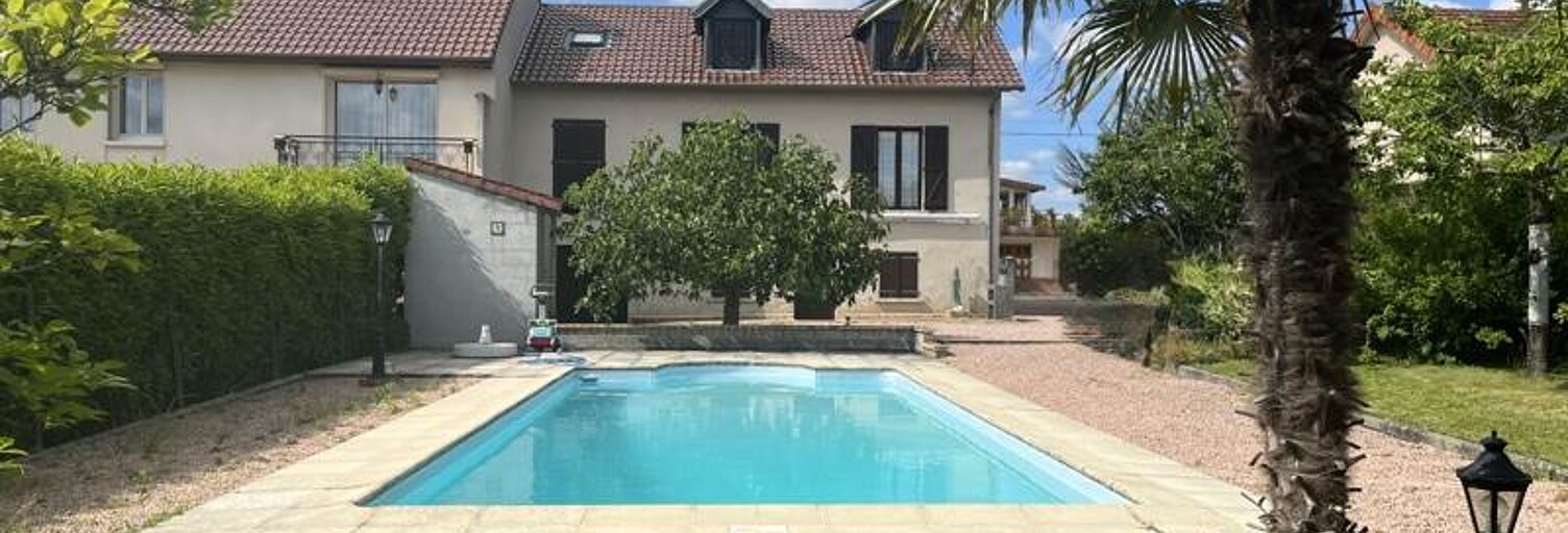 Maison 6 Pièces 128 m² à vendre à Désertines (03630)