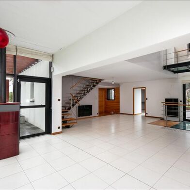 Maison 6 pièces 180 m²