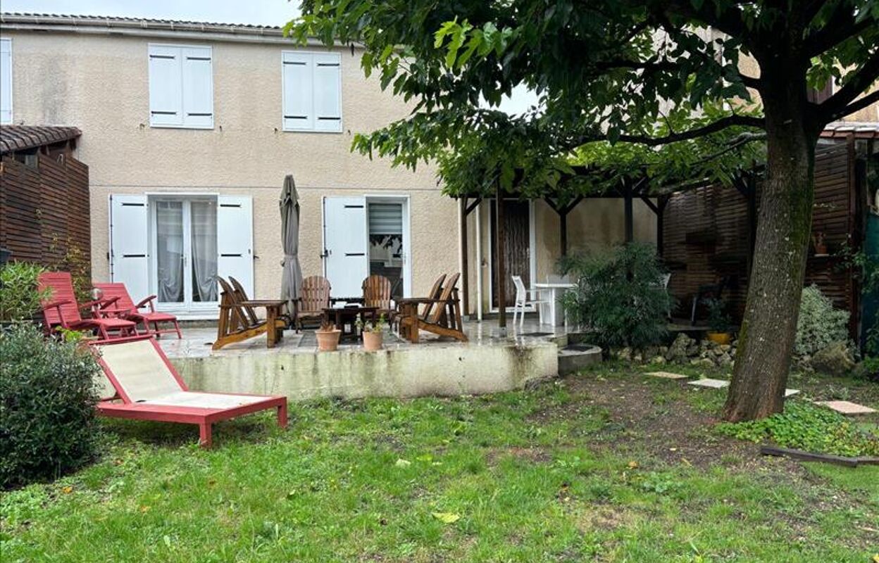 maison 4 pièces 91 m2 à vendre à Cognac (16100)