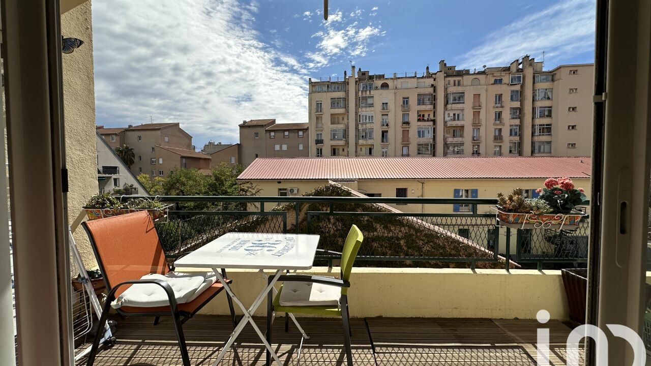 appartement 2 pièces 52 m2 à vendre à Marseille 8 (13008)