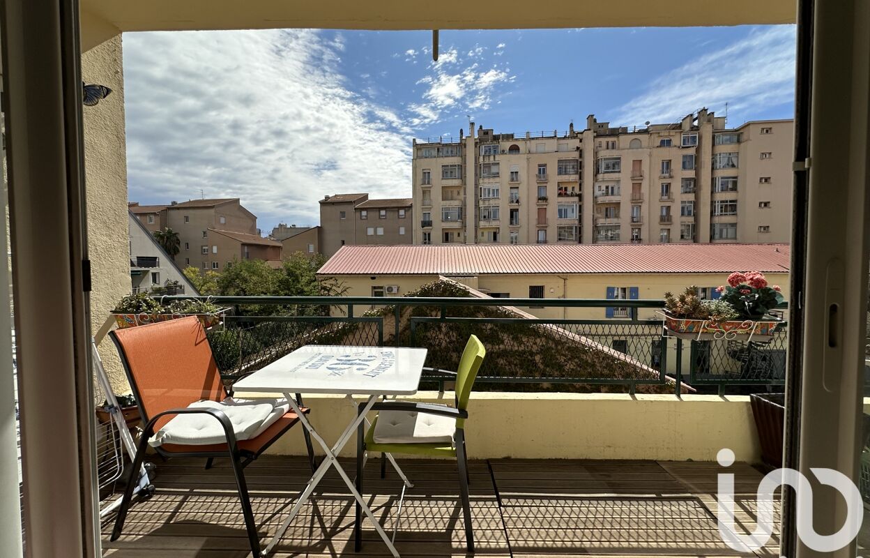 appartement 2 pièces 52 m2 à vendre à Marseille 8 (13008)