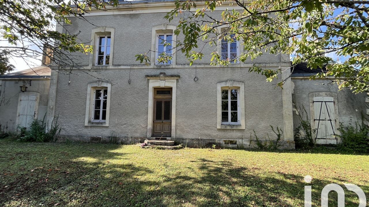 maison 10 pièces 234 m2 à vendre à Celles-sur-Belle (79370)