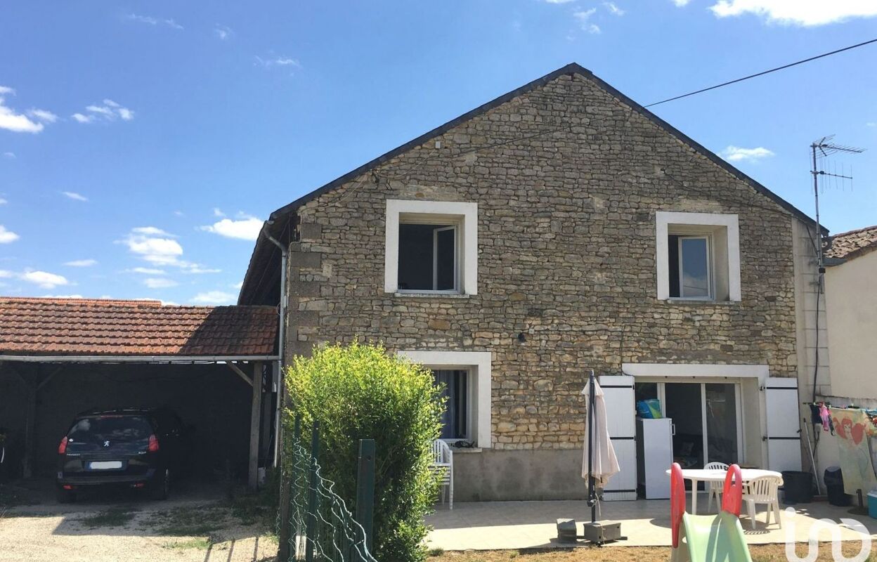 maison 4 pièces 98 m2 à vendre à Saint-Martin-la-Pallu (86380)