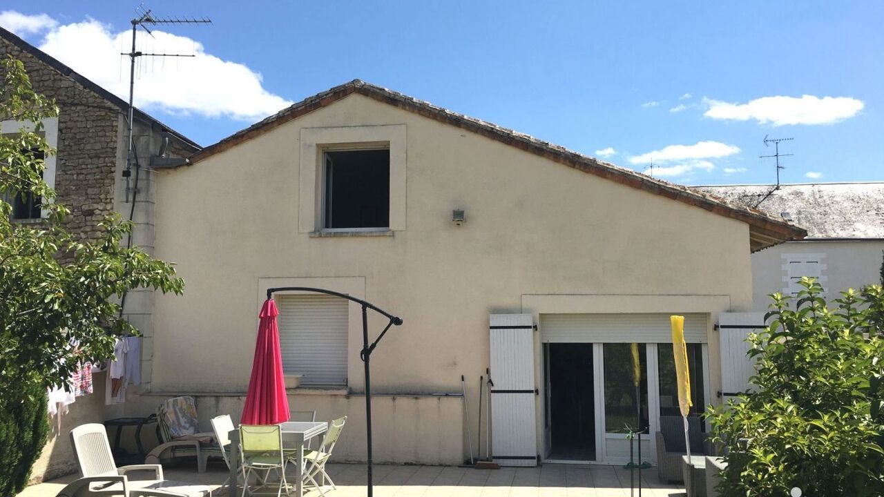 maison 3 pièces 82 m2 à vendre à Saint-Martin-la-Pallu (86380)