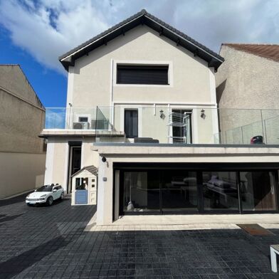 Maison 6 pièces 147 m²