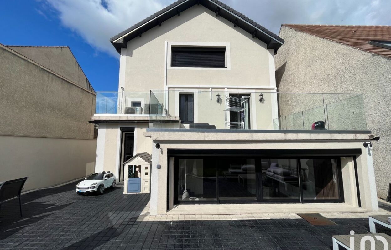 maison 6 pièces 147 m2 à vendre à Paray-Vieille-Poste (91550)