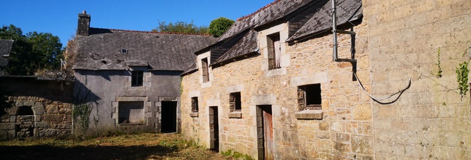 Maison 5 Pièces 113 m² à vendre à Saint-Nicolas-du-Pélem (22480)