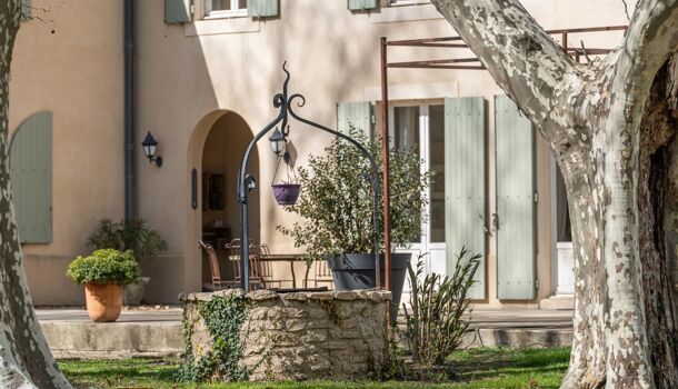 Villa / Maison 15 pièces  à vendre Aix-en-Provence 13100