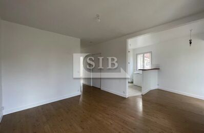 location appartement 810 € CC /mois à proximité de Fleury-Mérogis (91700)