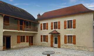 Maison 8 Pièces 237 m² à vendre à Malaussanne (64410)