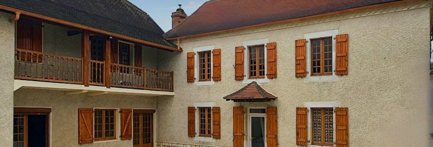 Maison 8 Pièces 237 m² à vendre à Malaussanne (64410)