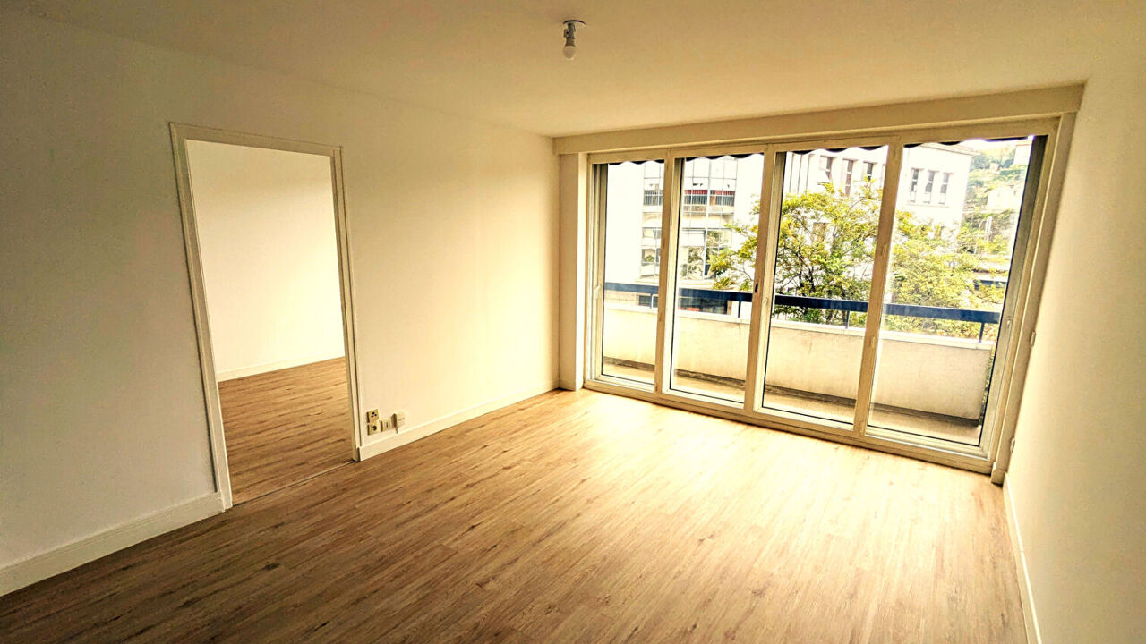 appartement 3 pièces 58 m2 à vendre à Poitiers (86000)