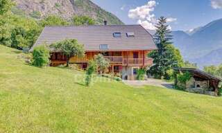 Maison 6 Pièces 171 m² à vendre à Saint-Jean-de-Maurienne (73300)