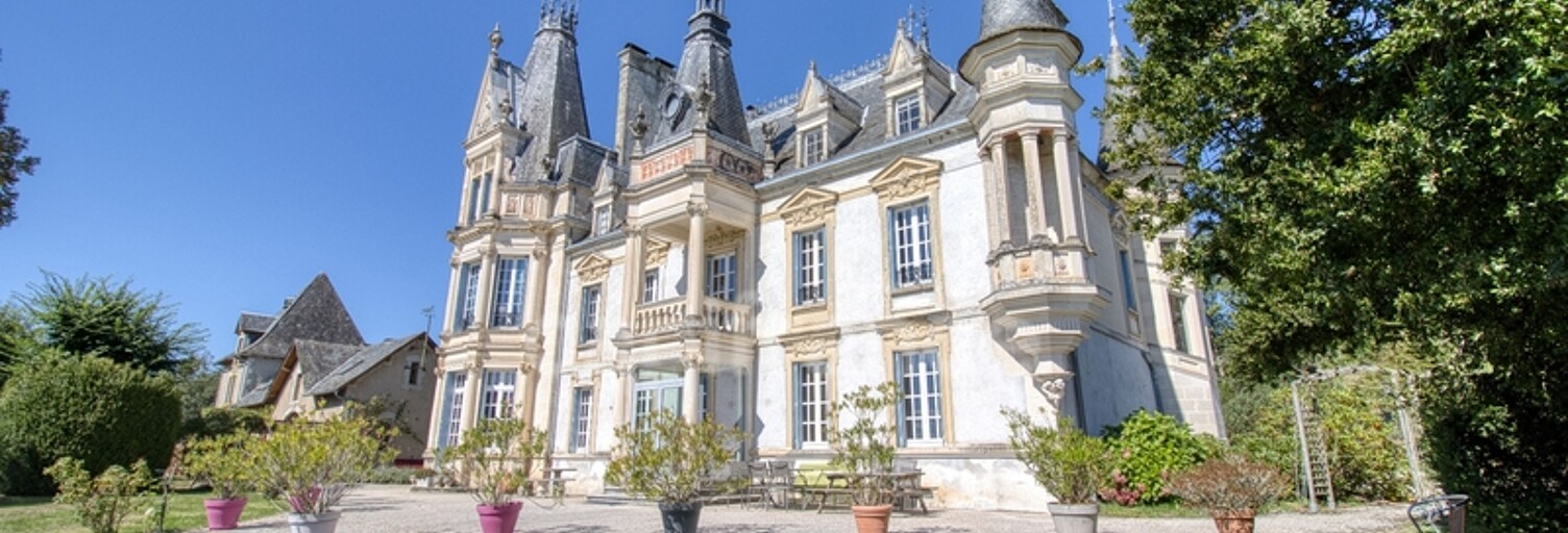 Maison 12 Pièces 660 m² à vendre à Ydes (15210)