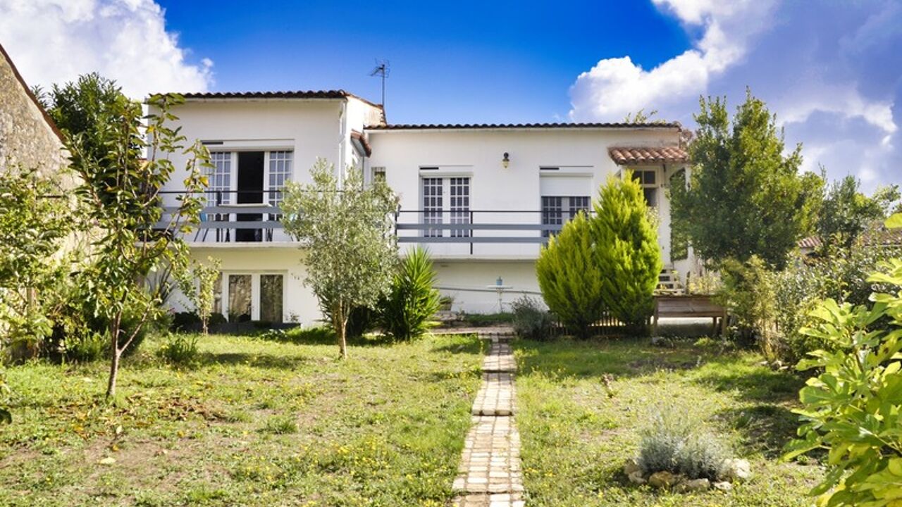 maison 5 pièces 141 m2 à vendre à Tonnay-Boutonne (17380)