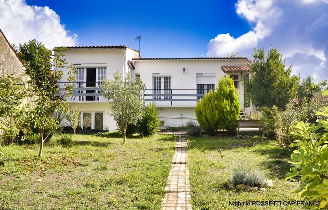 maison 5 pièces 141 m2 à vendre à Tonnay-Boutonne (17380)