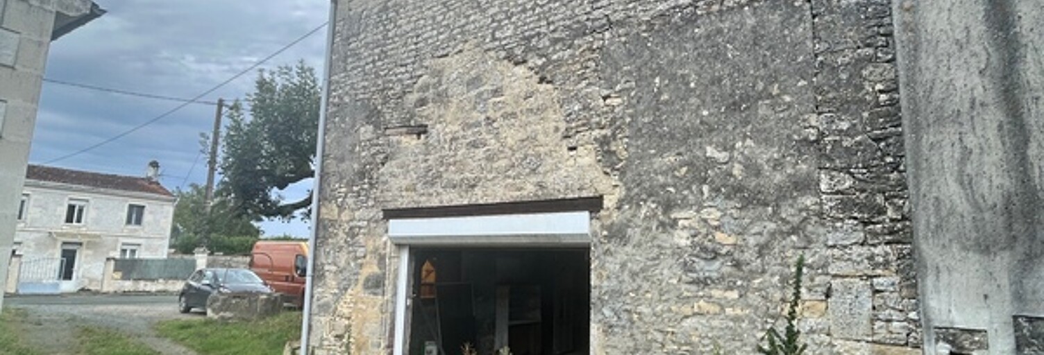 Garage  54 m² à vendre à Aumagne (17770)