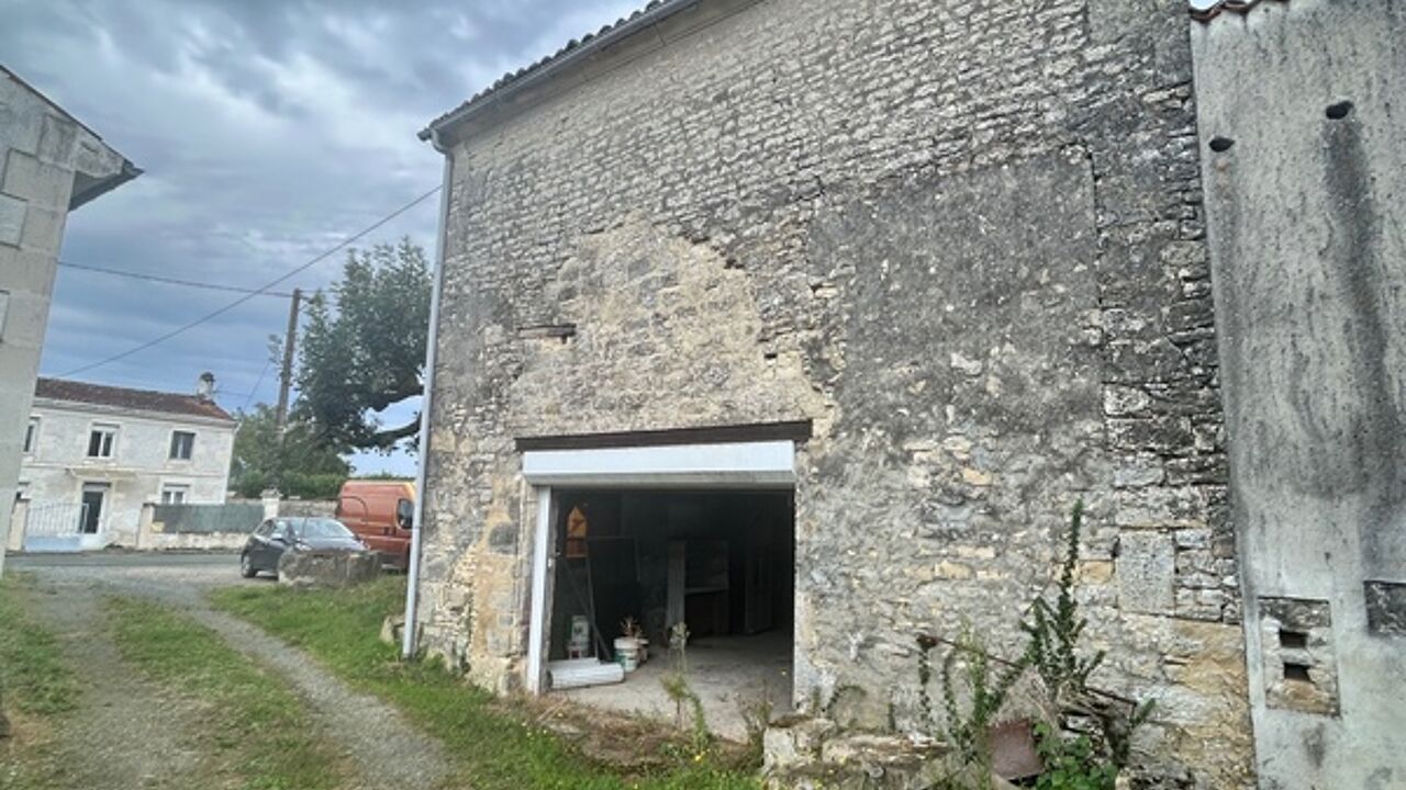 garage  pièces 54 m2 à vendre à Aumagne (17770)