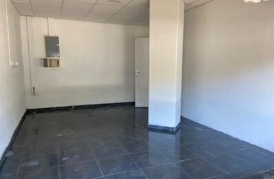 vente commerce 105 000 € à proximité de Saint-Paul (97434)