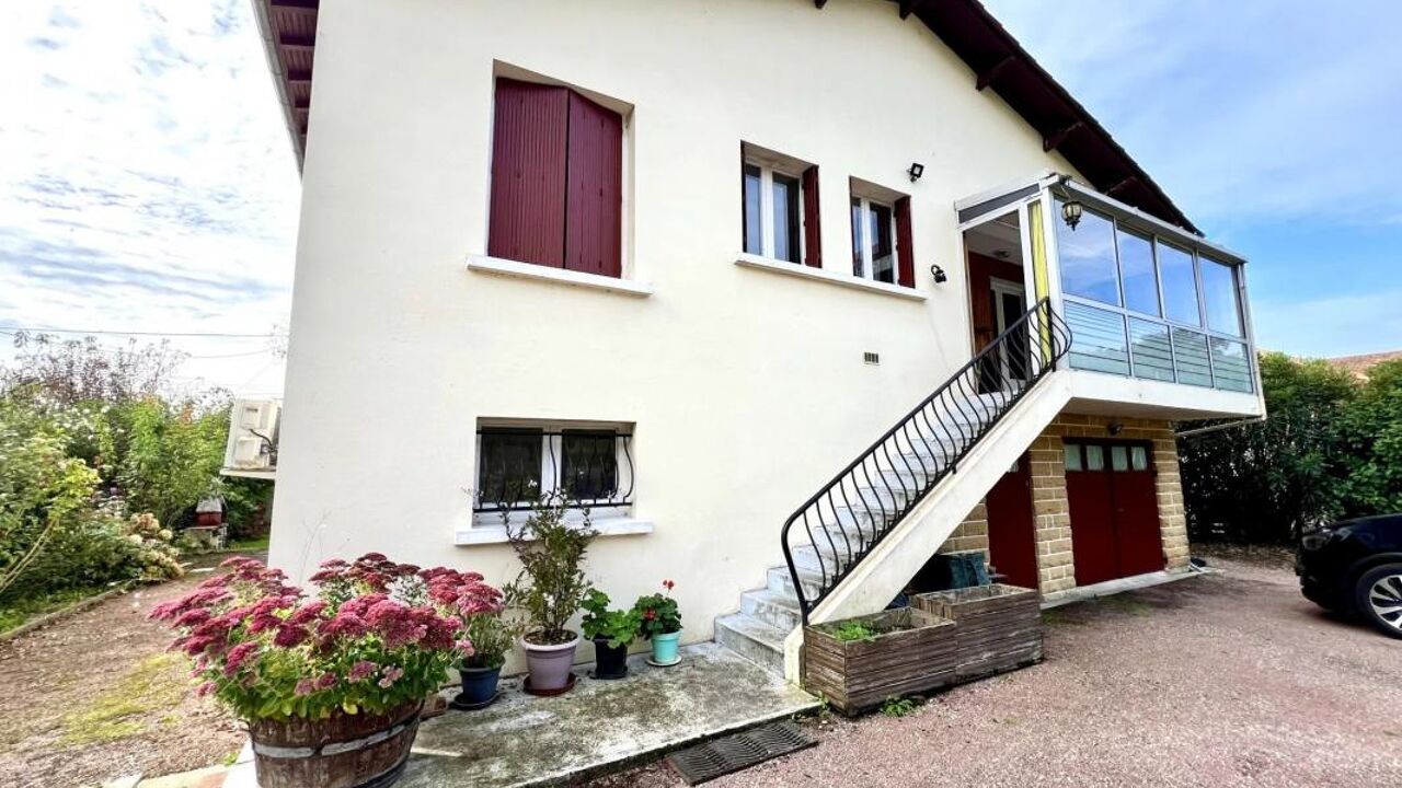 maison 5 pièces 137 m2 à vendre à Mouleydier (24520)