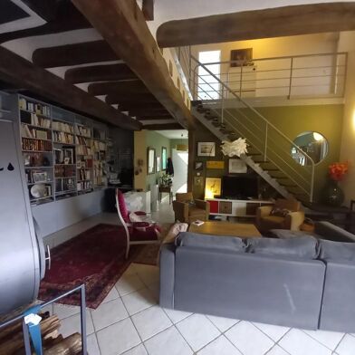 Maison 9 pièces 307 m²