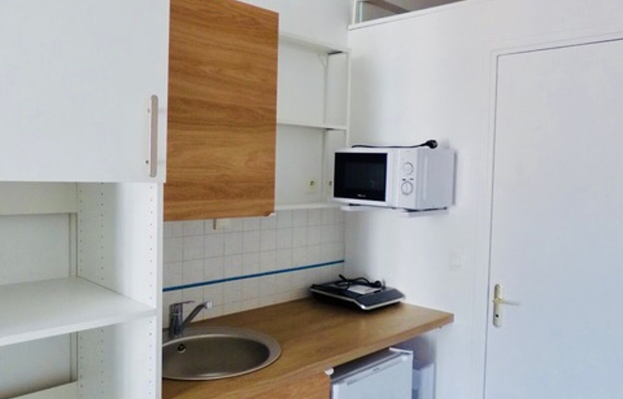 appartement 1 pièces 14 m2 à louer à Paris 1 (75001)