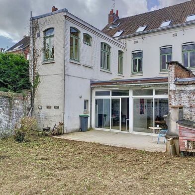 Immeuble  368000 €