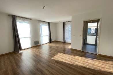 Appartement 3 pièces 760 €