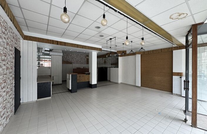 Commerce VALENCIENNES — photo 2