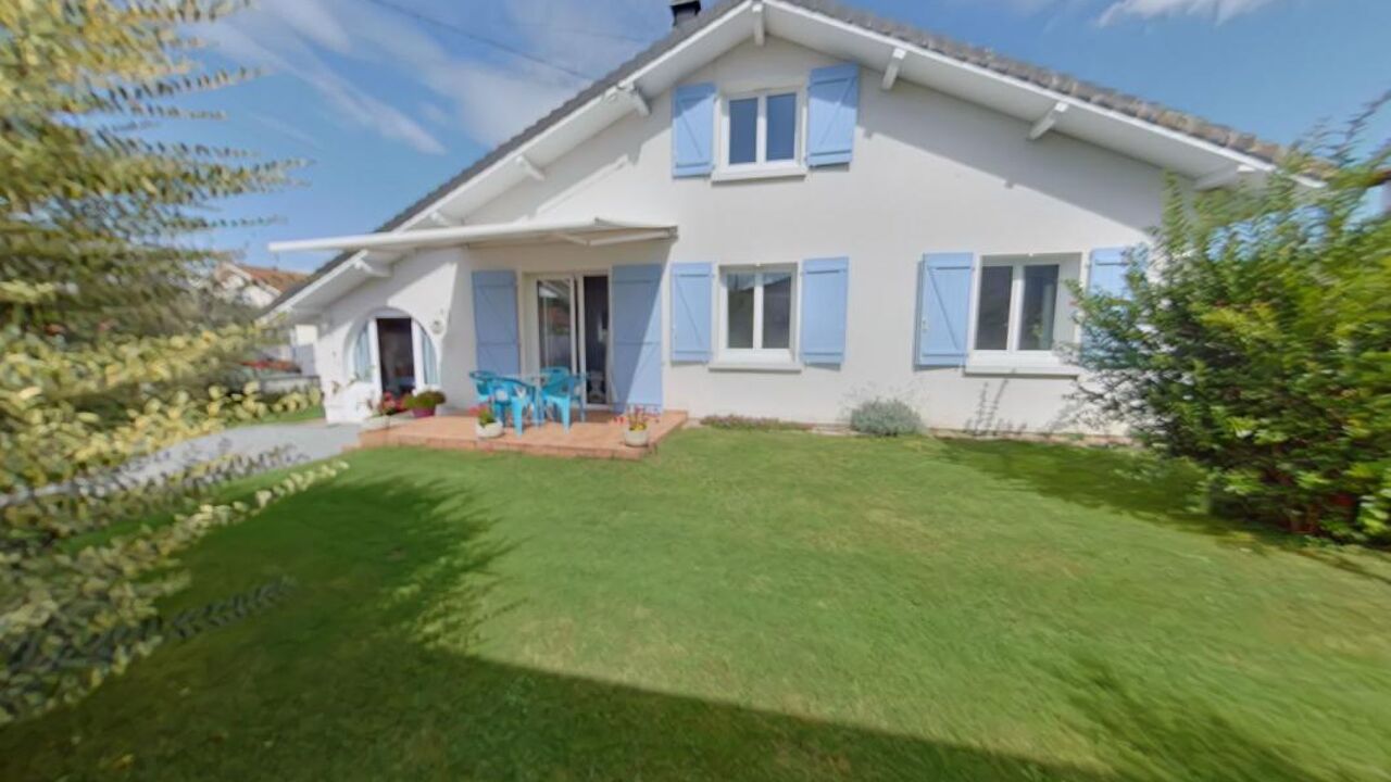 maison 5 pièces 110 m2 à vendre à Coarraze (64800)