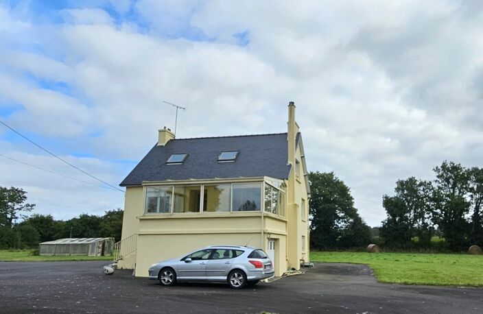 Maison avec vaste terrain — photo 2