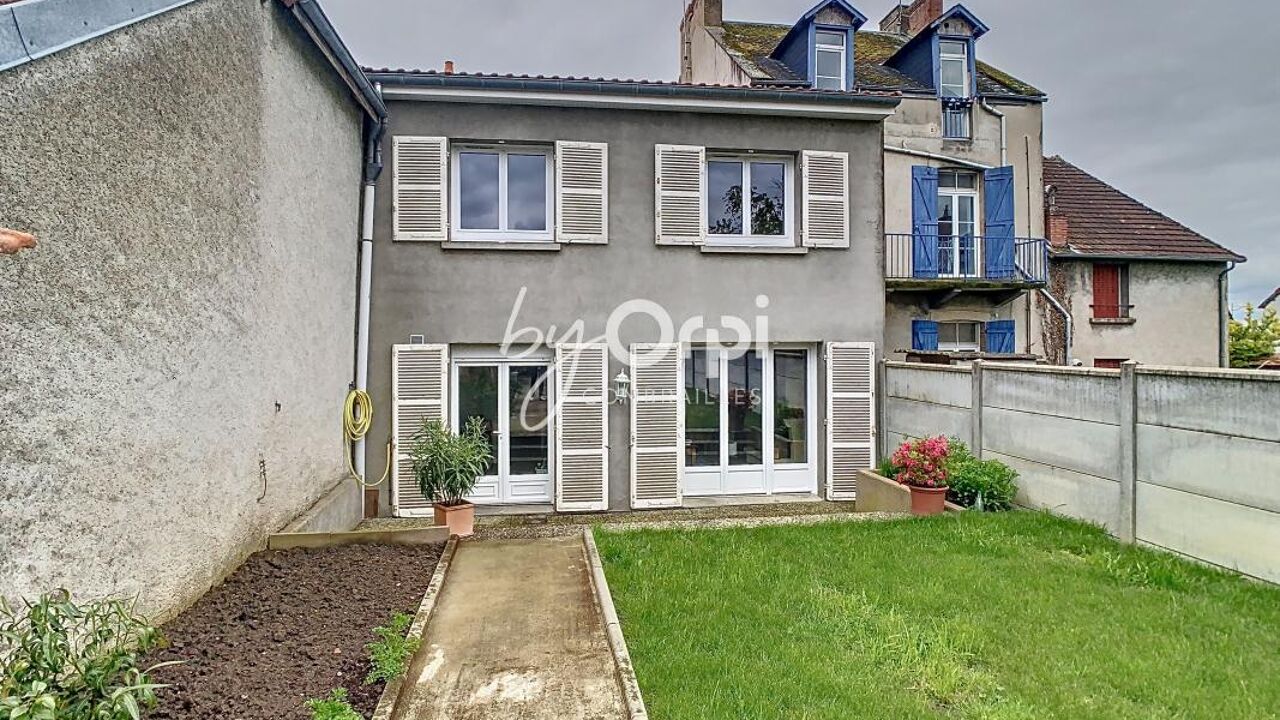 maison 6 pièces 185 m2 à vendre à Marcillat-en-Combraille (03420)