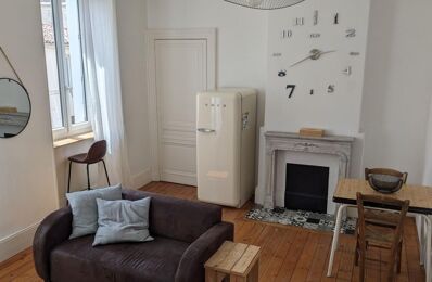 location appartement 599 € CC /mois à proximité de Échillais (17620)