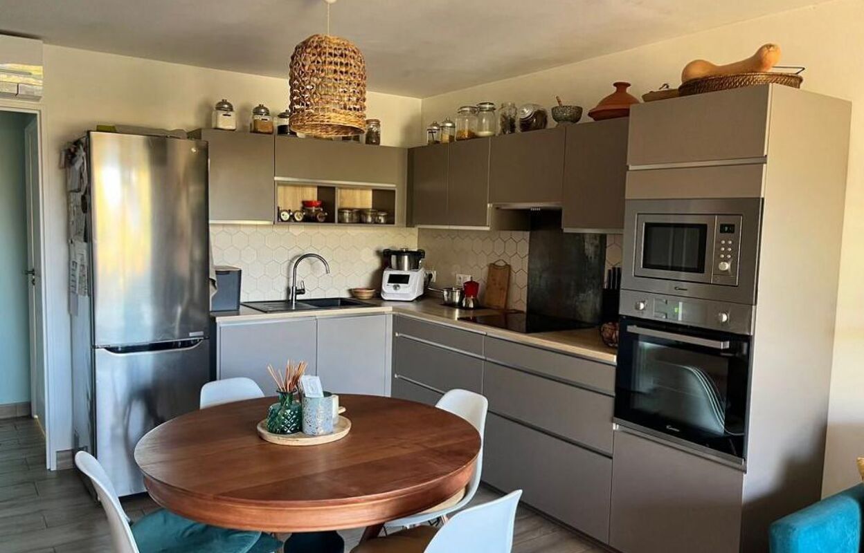 appartement 3 pièces 51 m2 à vendre à Six-Fours-les-Plages (83140)