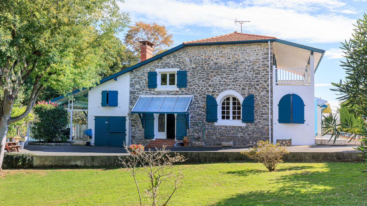 maison 8 pièces 248 m2 à vendre à Saint-Martin-de-Seignanx (40390)